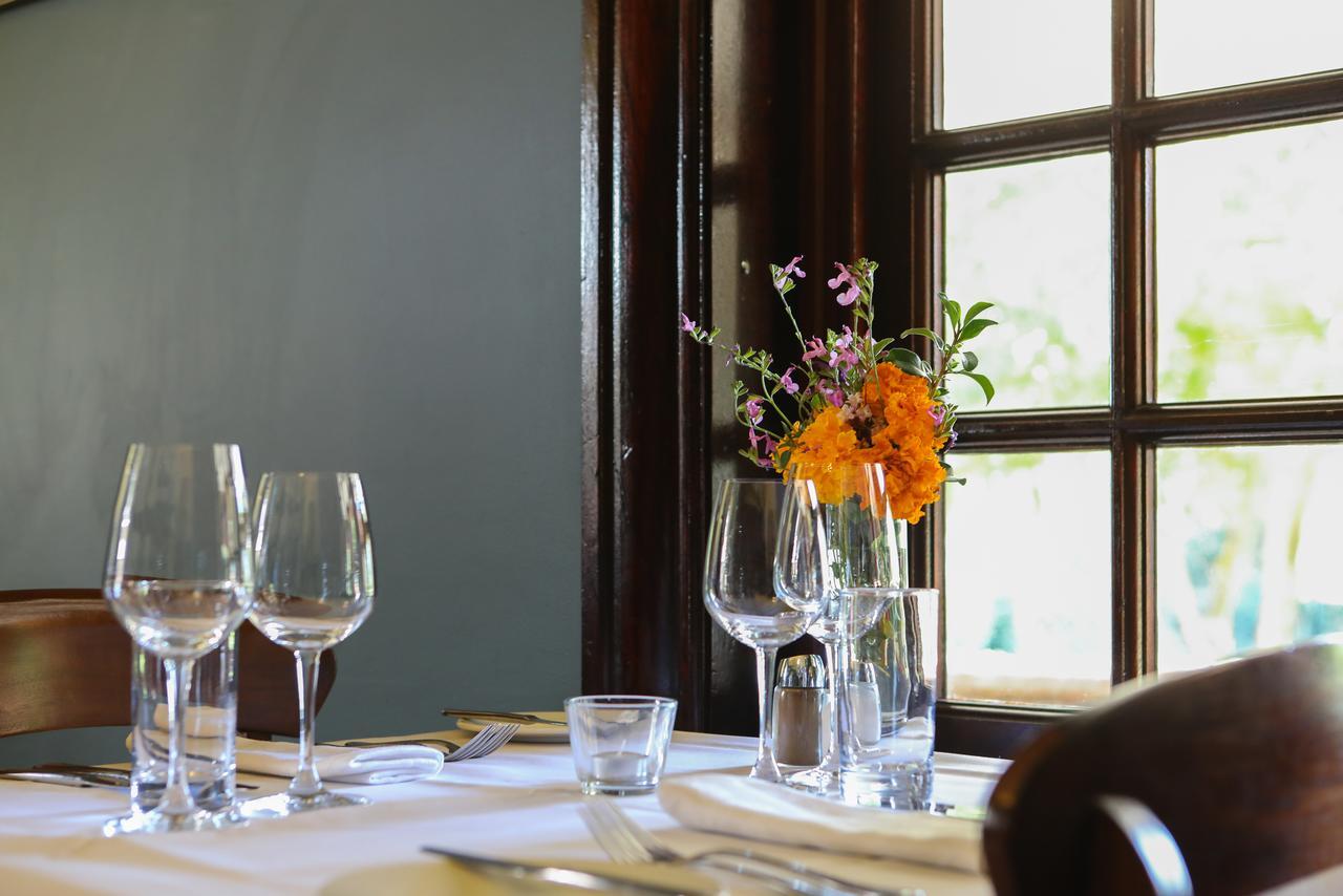 Petersons Armidale Winery And Guesthouse Extérieur photo
