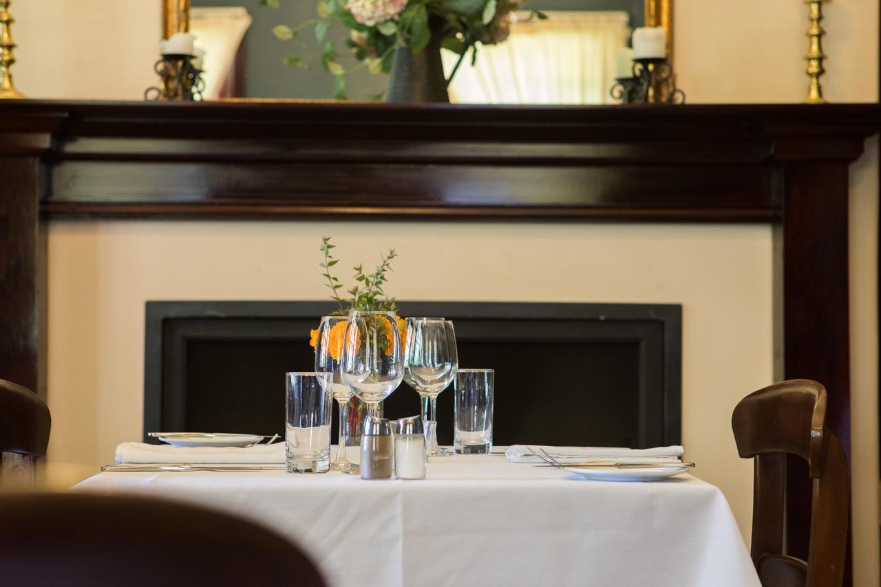 Petersons Armidale Winery And Guesthouse Extérieur photo