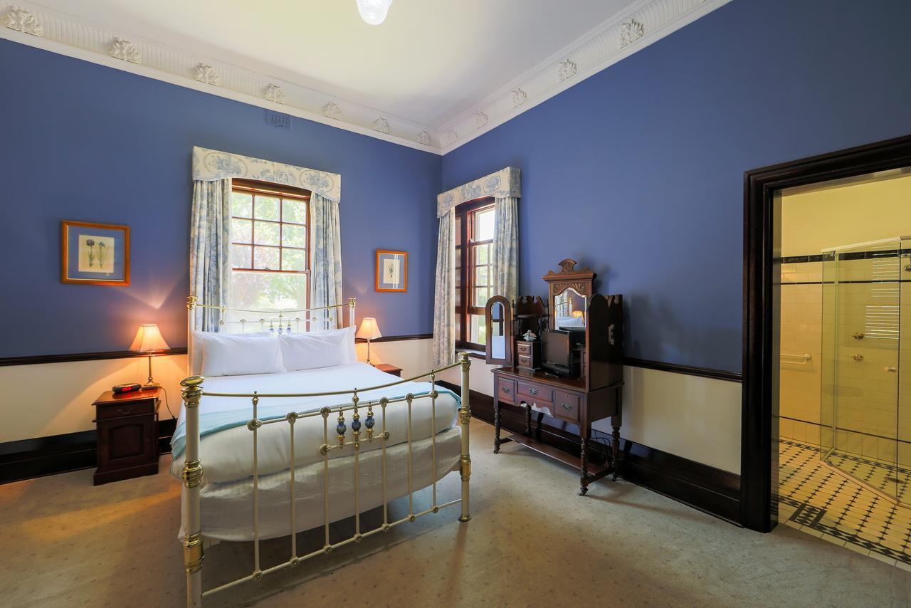 Petersons Armidale Winery And Guesthouse Extérieur photo