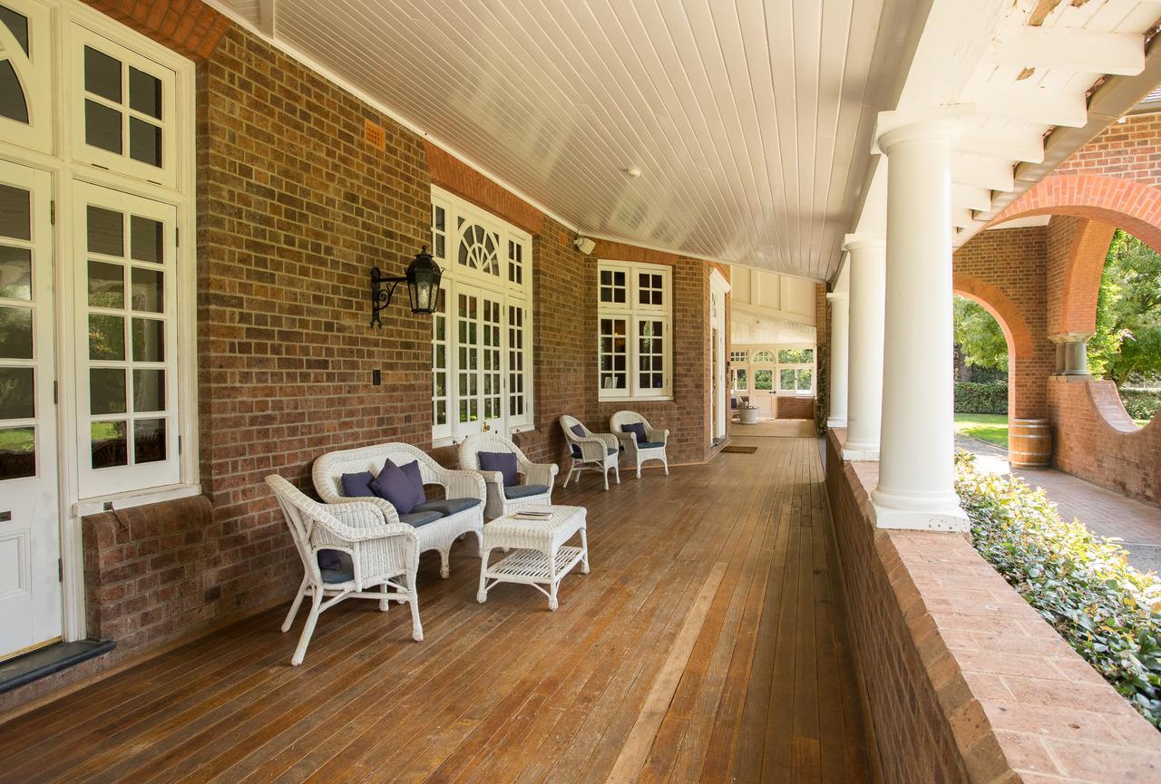 Petersons Armidale Winery And Guesthouse Extérieur photo