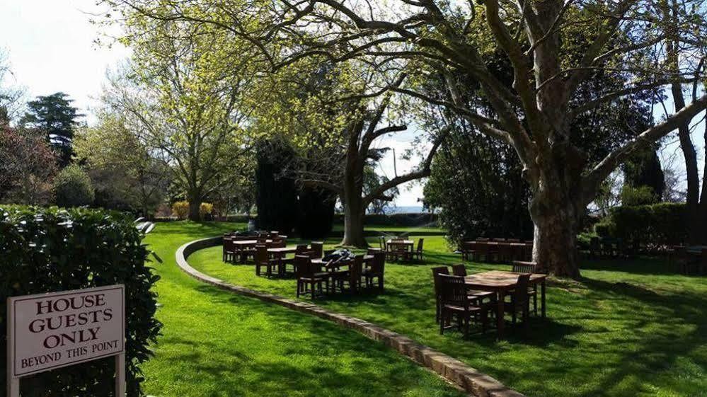 Petersons Armidale Winery And Guesthouse Extérieur photo